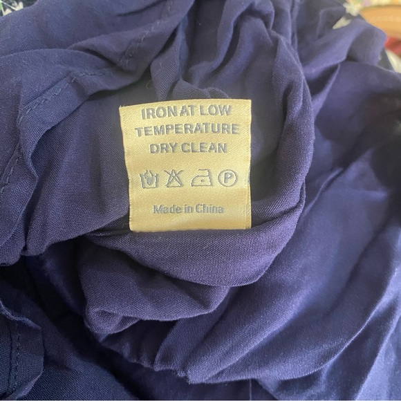 Dark Pink London Blue Flora Fringe - Picture 10 of 13